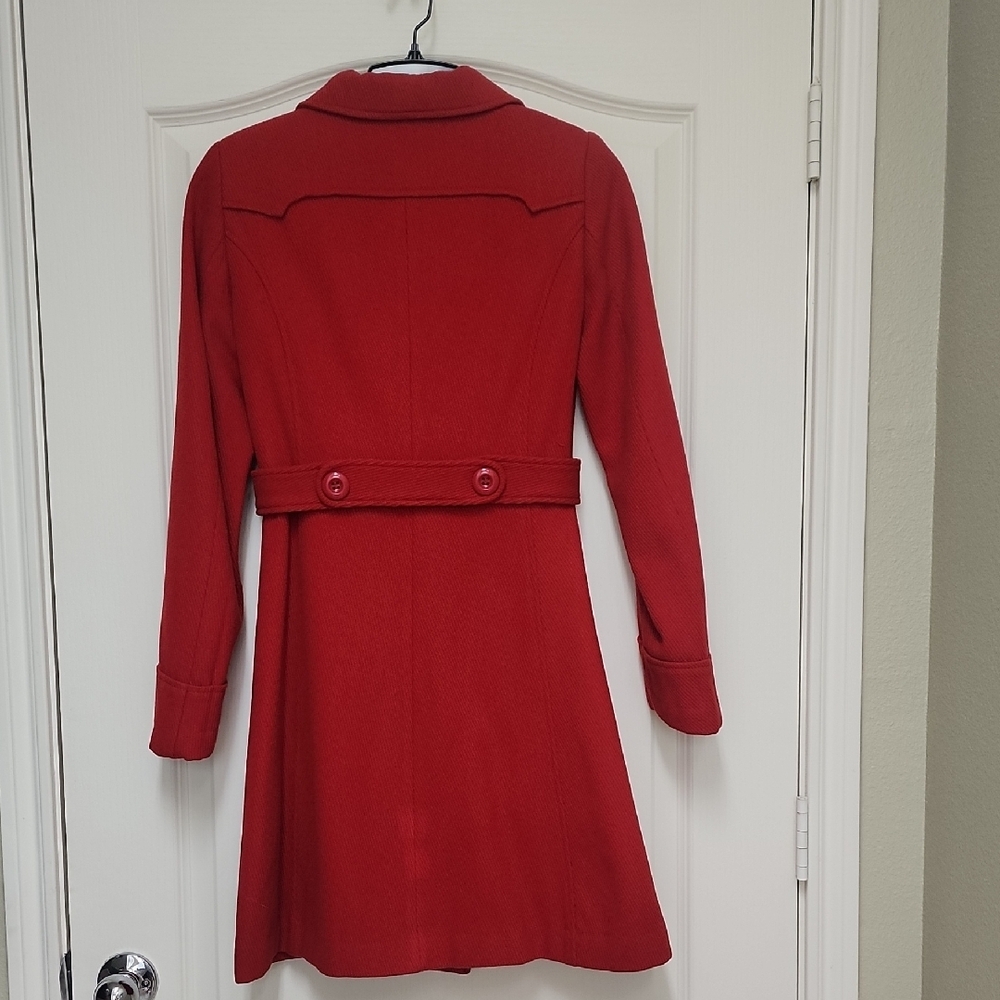 Elegant Red H&M Vintage Women's Wool Coat - Picture 2 of 12